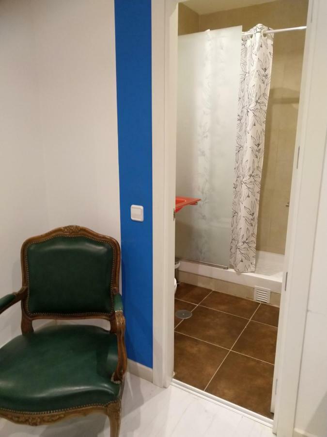 מדריד Hostal Mendoza מראה חיצוני תמונה