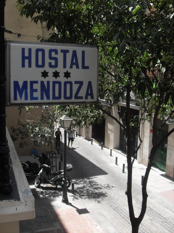מדריד Hostal Mendoza חדר תמונה
